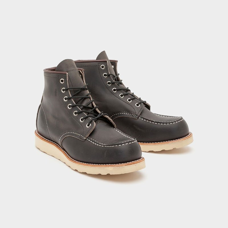 Comfortable Shoes - الصورة 2